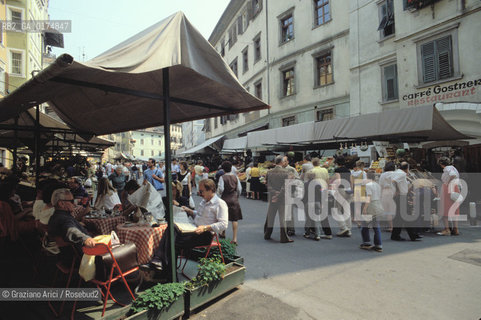 ALTO ADIGE (SUDTIROL), BOLZANO  : VIA DEL MUSEO - © 2002 Graziano Arici/Rosebud2 / GEO / MERCATO