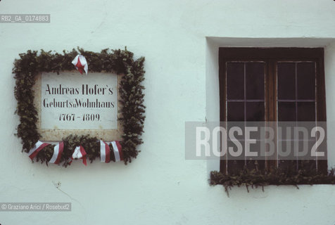 ALTO ADIGE (SUDTIROL), BOLZANO, SAN LEONARDO IN VAL PASSIRIA (ST.LEONHARD IN PASSEIER) CASA NATALE DI ANDREAS HOFER    - © 2002 Graziano Arici/Rosebud2 / GEO / PROBLEMA ALTOATESINO