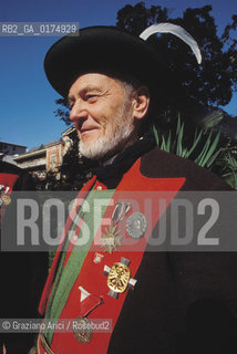 ALTO ADIGE (SUDTIROL), (BOLZANO), MERANO (MERAN) : SCHUETZEN - © 2002 Graziano Arici/Rosebud2 / GEO / PROBLEMA ALTOATESINO