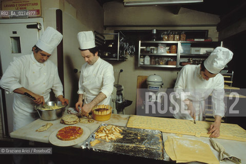VENETO, ASOLO ( TREVISO) : HOTEL VILLA CIPRIANI - LO CHEF AL LAVORO -  © 2002 Graziano Arici/Rosebud2 / GEO / GASTRONOMIA