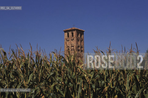 VENETO, CAMPAGNA VENETA -  © 2002 Graziano Arici/Rosebud2 / GEO / CAMPI / ROMANICO / CAMPANILE