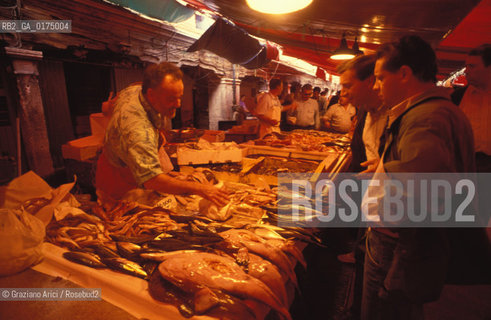 VENETO, CHIOGGIA  (VENEZIA) : MERCATO DEL PESCE -  © 2002 Graziano Arici/Rosebud2 / GEO /