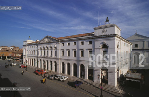VENETO, CHIOGGIA  (VENEZIA) : PALAZZO COMUNALE IN CORSO DEL POPOLO   -  © 2002 Graziano Arici/Rosebud2 / GEO