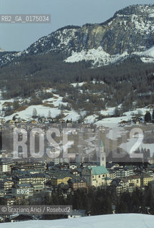 VENETO, CORTINA DAMPEZZO  (BELLUNO) : PANORAMA  -  © 2002 Graziano Arici/Rosebud2 / GEO / NEVE