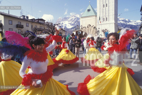 VENETO, CORTINA DAMPEZZO  (BELLUNO) : CARNEVALE IN MASCHERA  -  © 2002 Graziano Arici/Rosebud2 / GEO / COSTUME / NEVE