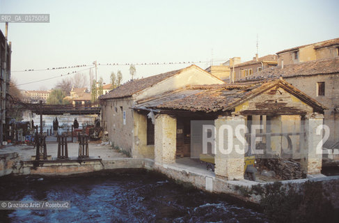 VENETO, DOLO (VENEZIA) MULINI SUL FIUME BRENTA  -  © 2002 Graziano Arici/Rosebud2 / GEO /