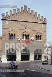 VENETO,TREVISO :PALAZZO DEI TRECENTO IN PIAZZA DEI SIGNORI  -  © 2002 Graziano Arici/Rosebud2 / GEO