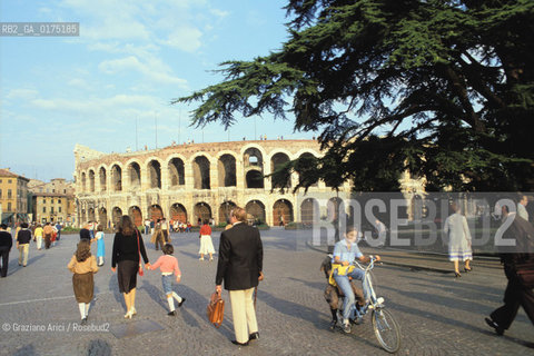 VENETO,VERONA :PIAZZA BRA, ARENA  -  © 2002 Graziano Arici/Rosebud2 / GEO /