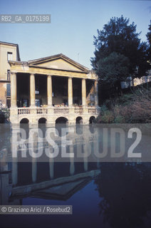 VENETO, VICENZA :LOGGIA VALMARANA  -  © 2002 Graziano Arici/Rosebud2 / GEO / ARCHITETTURA