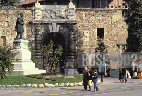 VENETO, VICENZA :TEATRO OLIMPICO   -  © 2002 Graziano Arici/Rosebud2 / GEO / PALLADIO / SCAMOZZI / ARCHITETTURA