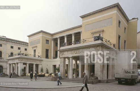 VENETO,  PADOVA :CAFFE PEDROCCHI   -  © 2002 Graziano Arici/Rosebud2 / GEO / NEOCLASSICO /GIUSEPPE JAPPELLI / LETTERATURA