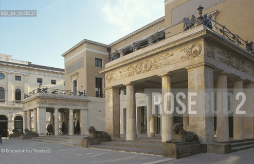 VENETO,  PADOVA :CAFFE PEDROCCHI   -  © 2002 Graziano Arici/Rosebud2 / GEO / NEOCLASSICO /GIUSEPPE JAPPELLI / LETTERATURA