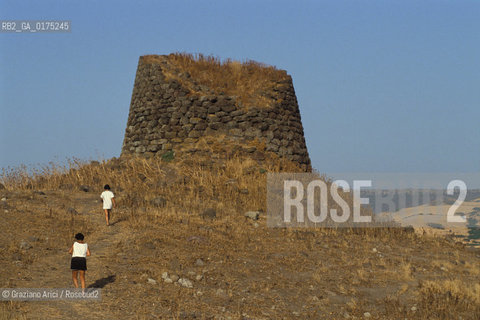 SARDEGNA, CASTELSARDO (SASSARI): NURAGHE DI PERFUGAS  ©Graziano Arici/Rosebud2 / GEO / ARCHEO