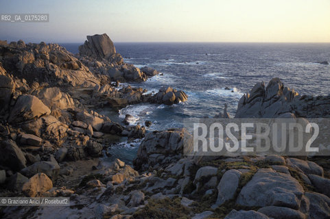SARDEGNA, S.TERESA DI GALLURA (SASSARI): CAPO TESTA  ©Graziano Arici/Rosebud2 / GEO / MARE / ROCCIA