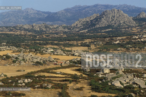 SARDEGNA, S.TERESA DI GALLURA (SASSARI): GALLURA, VALLE DELLA LUNA  ©Graziano Arici/Rosebud2 / GEO / MARE / ROCCIA