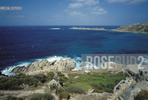 SARDEGNA, ISOLA DELLA MADDALENA (SASSARI)  © 2002 Graziano Arici/Rosebud2 / GEO / MARE / ROCCIA