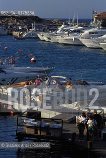 SARDEGNA, COSTA SMERALDA : YACHT CLUB PORTO CERVO (SASSARI)  © 2002 Graziano Arici/Rosebud2 / GEO / MARE