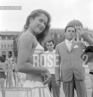 THE PRINCESS OF BRANCIFORTE ONDINA MARIS AT VENICE LIDO BEACH - 1950 - © ARCHIVIO Graziano Arici/Rosebud2  / NOBILTA / PRINCIPE / SPIAGGIA