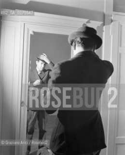 THE MARAJA OF BUNDI IN LAUSANNE ( SWITZERLAND ) -  1949 - © ARCHIVIO Graziano Arici/Rosebud2  /NOBILTA / MARAJA / POLITICA / SPECCHIO