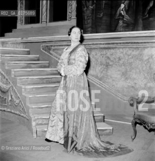 THE OPERA SINGER RENATA TEBALDI AT LA FENICE THEATRE IN VENICE - 1957 - © ARCHIVIO Graziano Arici/Rosebud2  / MUSICA LIRICA / CANTANTE LIRICO / TEATRO /  LA FORZA DEL DESTINO DI G. VERDI