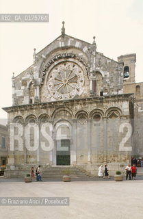 PUGLIA  ,  ( FOGGIA )   TROIA : LA CATTEDRALE  - © 2002 Graziano Arici/Rosebud2 / GEO / ARCHITETTURA / ROMANICO