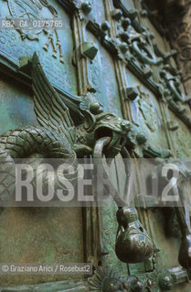 PUGLIA  ,  ( FOGGIA )   TROIA : LA CATTEDRALE  - © 2002 Graziano Arici/Rosebud2 / GEO / ARCHITETTURA / ROMANICO / PORTONE