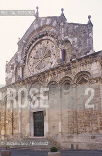 PUGLIA  ,  ( FOGGIA )   TROIA : LA CATTEDRALE  - © 2002 Graziano Arici/Rosebud2 / GEO / ARCHITETTURA / ROMANICO