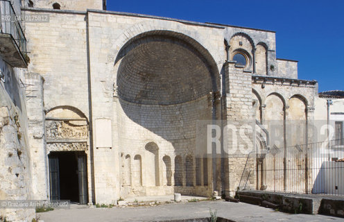 PUGLIA  ,  (FOGGIA)   MONTE S.ANGELO  : TOMBA DI ROTARI  - © 2002 Graziano Arici/Rosebud2 / GEO