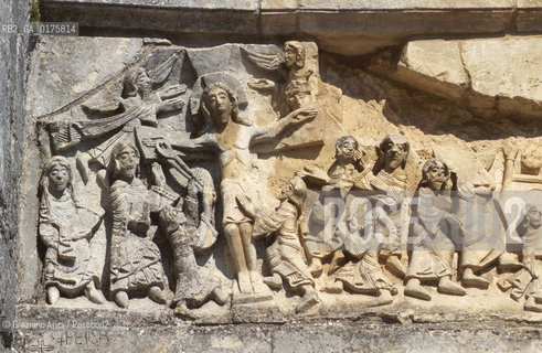 PUGLIA  ,  (FOGGIA)   MONTE S.ANGELO  : TOMBA DI ROTARI  - © 2002 Graziano Arici/Rosebud2 / GEO