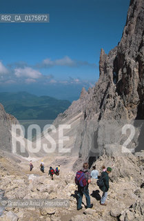 TRENTINO , (TRENTO) : FORCELLA DEL SASSOLUNGO  - © 2002 Graziano Arici/Rosebud2 / GEO / MONTAGNA