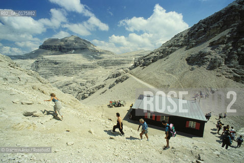TRENTINO , (TRENTO) : GRUPPO DEL SELLA E SASS PORDOI - © 2002 Graziano Arici/Rosebud2 / GEO / MONTAGNA