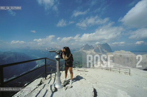 TRENTINO , (TRENTO) : GRUPPO DEL SELLA E SASS PORDOI - © 2002 Graziano Arici/Rosebud2 / GEO / MONTAGNA
