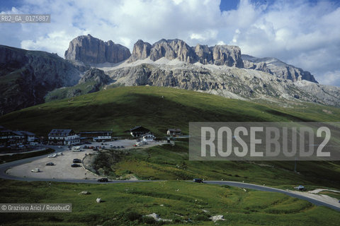 TRENTINO , (TRENTO) : PASSO DI COSTALUNGA - © 2002 Graziano Arici/Rosebud2 / GEO / MONTAGNA
