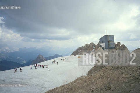 TRENTINO , (TRENTO) : MARMOLADA - PUNTA ROCCA  - © 2002 Graziano Arici/Rosebud2 / GEO / MONTAGNA / NEVE / GHIACCIAIO