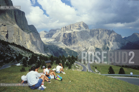 TRENTINO , (TRENTO) : PASSO PORDOI  E GRUPPO SELLA - © 2002 Graziano Arici/Rosebud2 / GEO / MONTAGNA