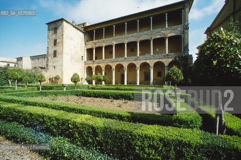 TOSCANA , PIENZA : GIARDINO DI PALAZZO PICCOLOMINI  - © 2002 Graziano Arici/Rosebud2 / GEO / ARCHITETTURA / RINASCIMENTO