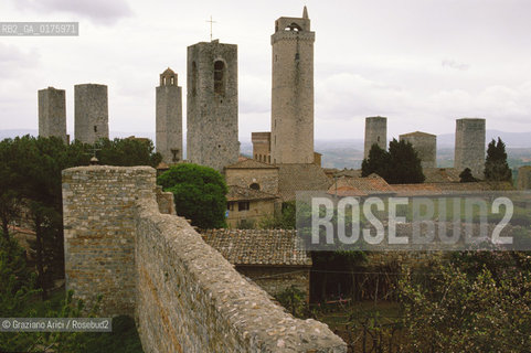 TOSCANA , (SIENA) : S.GEMINIGNANO   - © 2002 Graziano Arici/Rosebud2 / GEO / TORRI