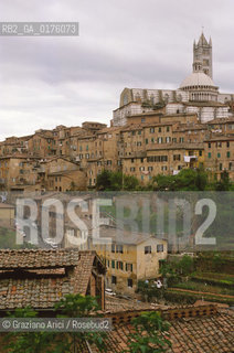 TOSCANA , SIENA : PANORAMA   - © 2002 Graziano Arici/Rosebud2 / GEO