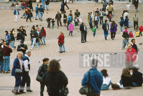 TOSCANA , SIENA : PIAZZA DEL CAMPO E TORRE DEL MANGIA   - © 2002 Graziano Arici/Rosebud2 / GEO