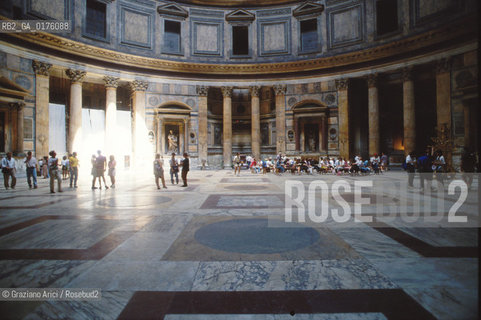 LAZIO, ROMA : PANTHEON - © 1995 Graziano Arici/Rosebud2 / GEO /
