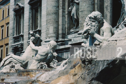 LAZIO, ROMA : FONTANA DI TREVI  - © 1995 Graziano Arici/Rosebud2 / GEO /
