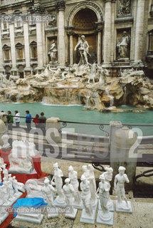 LAZIO, ROMA : FONTANA DI TREVI  - © 1995 Graziano Arici/Rosebud2 / GEO /