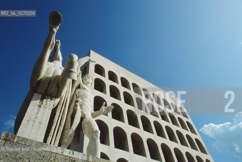 LAZIO, ROMA : PALAZZO DELLEUR  - © 1995 Graziano Arici/Rosebud2 / GEO / ARCHITETTURA