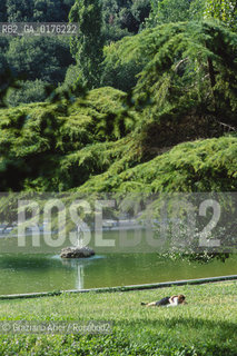 LAZIO, ROMA : PARCO DI VILLA BORGHESE   - © 1995 Graziano Arici/Rosebud2 / GEO / GIARDINI