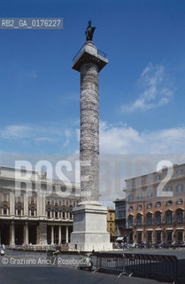 LAZIO, ROMA : PIAZZA COLONNA E COLONNA DI MARCO AURELIO   - © 1995 Graziano Arici/Rosebud2 / GEO /