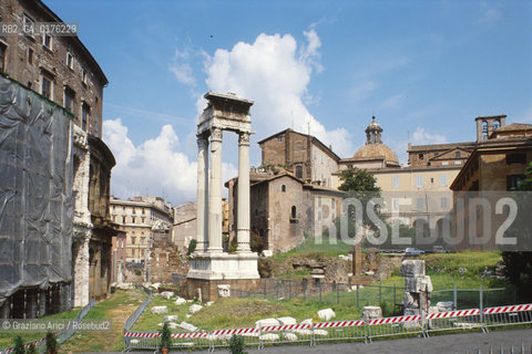 LAZIO, ROMA : TEATRO DI MARCELLO E TEMPIO DI APOLLO SOSIANO   - © 1995 Graziano Arici/Rosebud2 / GEO / ARCHEO