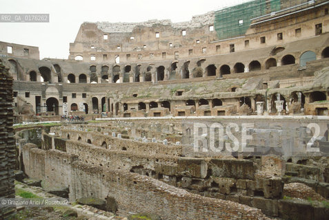 LAZIO, ROMA : COLOSSO  - © 1995 Graziano Arici/Rosebud2 / GEO / ARCHEO / ANFITEATRO