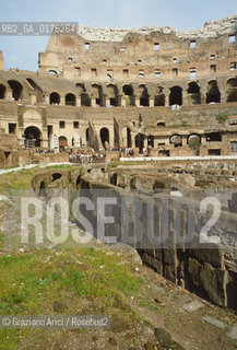 LAZIO, ROMA : COLOSSO  - © 1995 Graziano Arici/Rosebud2 / GEO / ARCHEO / ANFITEATRO