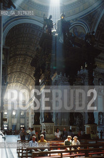 LAZIO, ROMA, VATICANO :  BASILICA DI S.PIETRO  - © 1995 Graziano Arici/Rosebud2 / GEO / CHIESA
