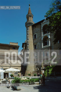MARCHE, URBINO : PALAZZO DUCALE  - © 2002 Graziano Arici/Rosebud2 / GEO /ARCHITETTURA / RINASCIMENTO